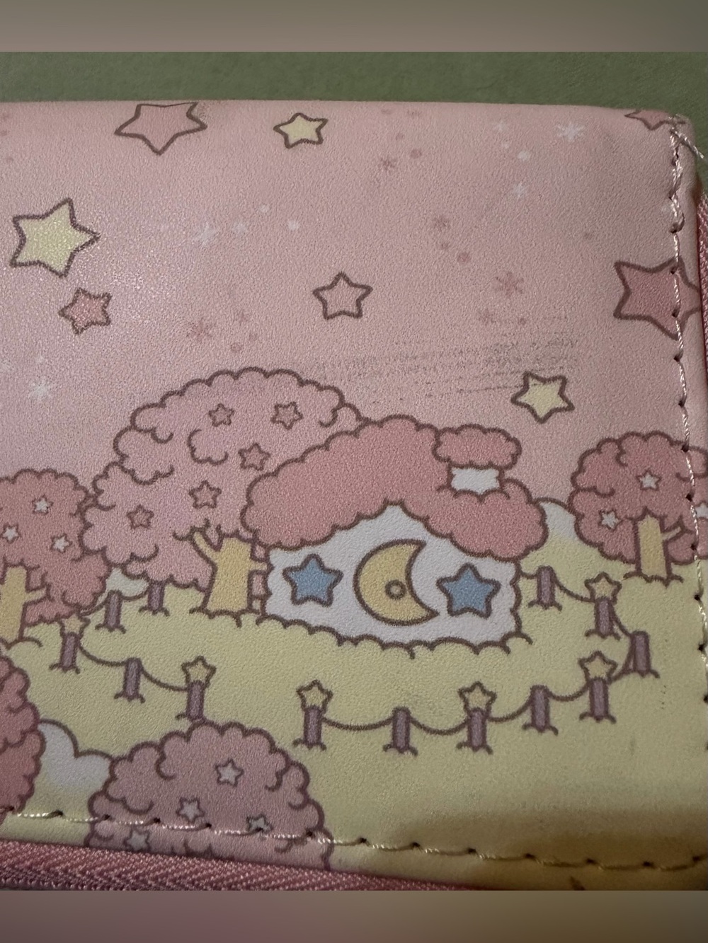 Sanrio Little Twin Stars Pink Zip-around Wallet - Picture 4 of 4